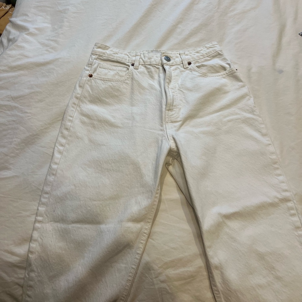Zara white high-rise straight leg jeans